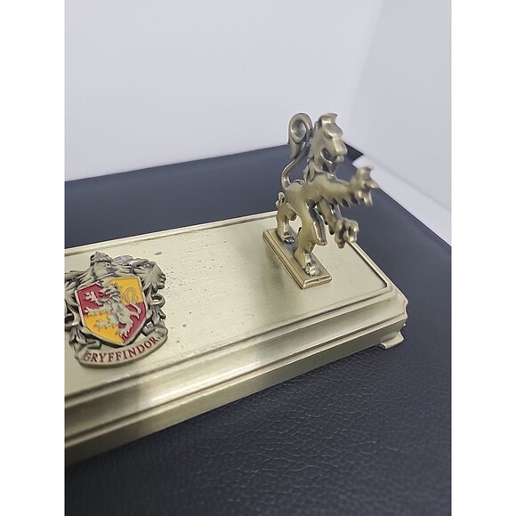 Harry Potter Wand Display Stand Die Cast Gryffindor - Picture 6 of 7